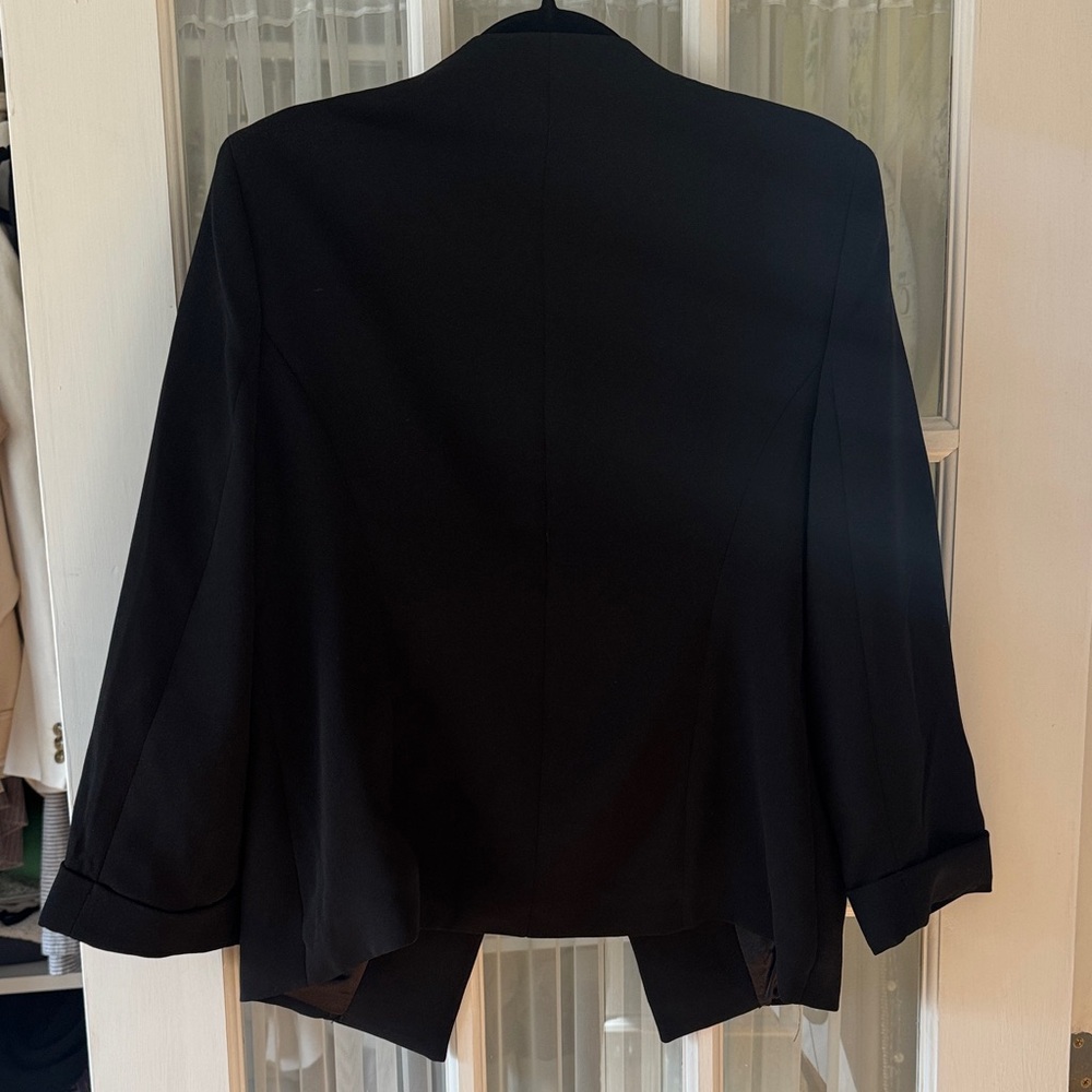 Philosophy Elegant Black Blazer - Picture 9 of 9